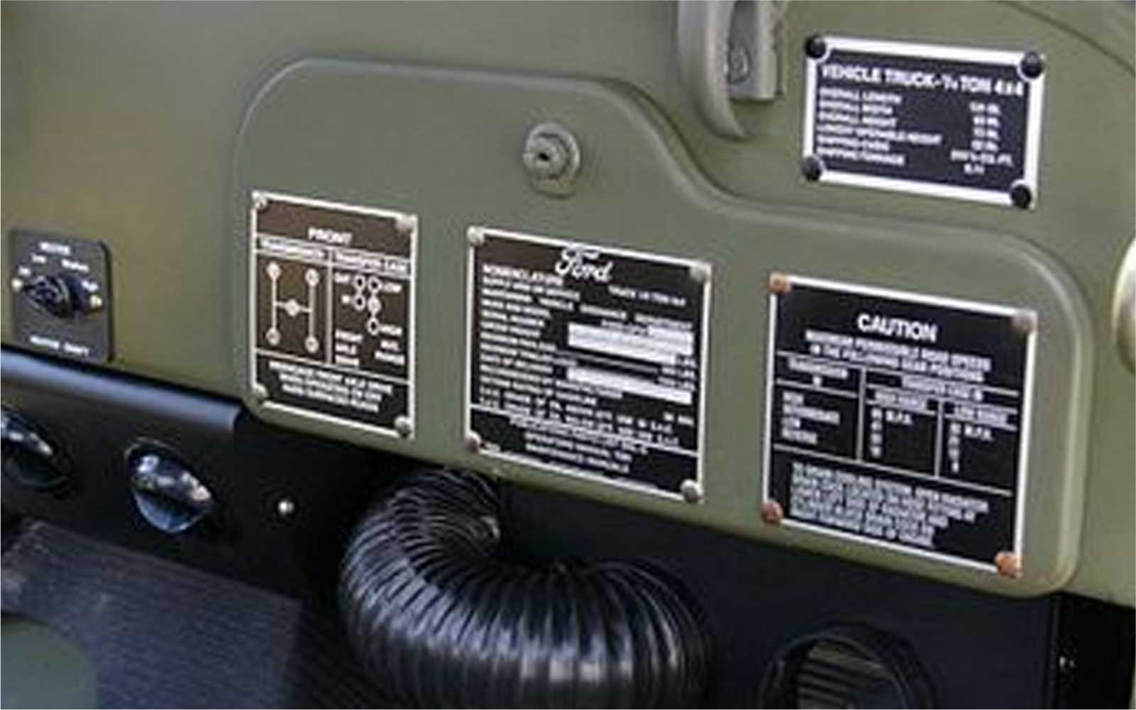 Araç üzerinde teknik bilgi ve motor etiketleri